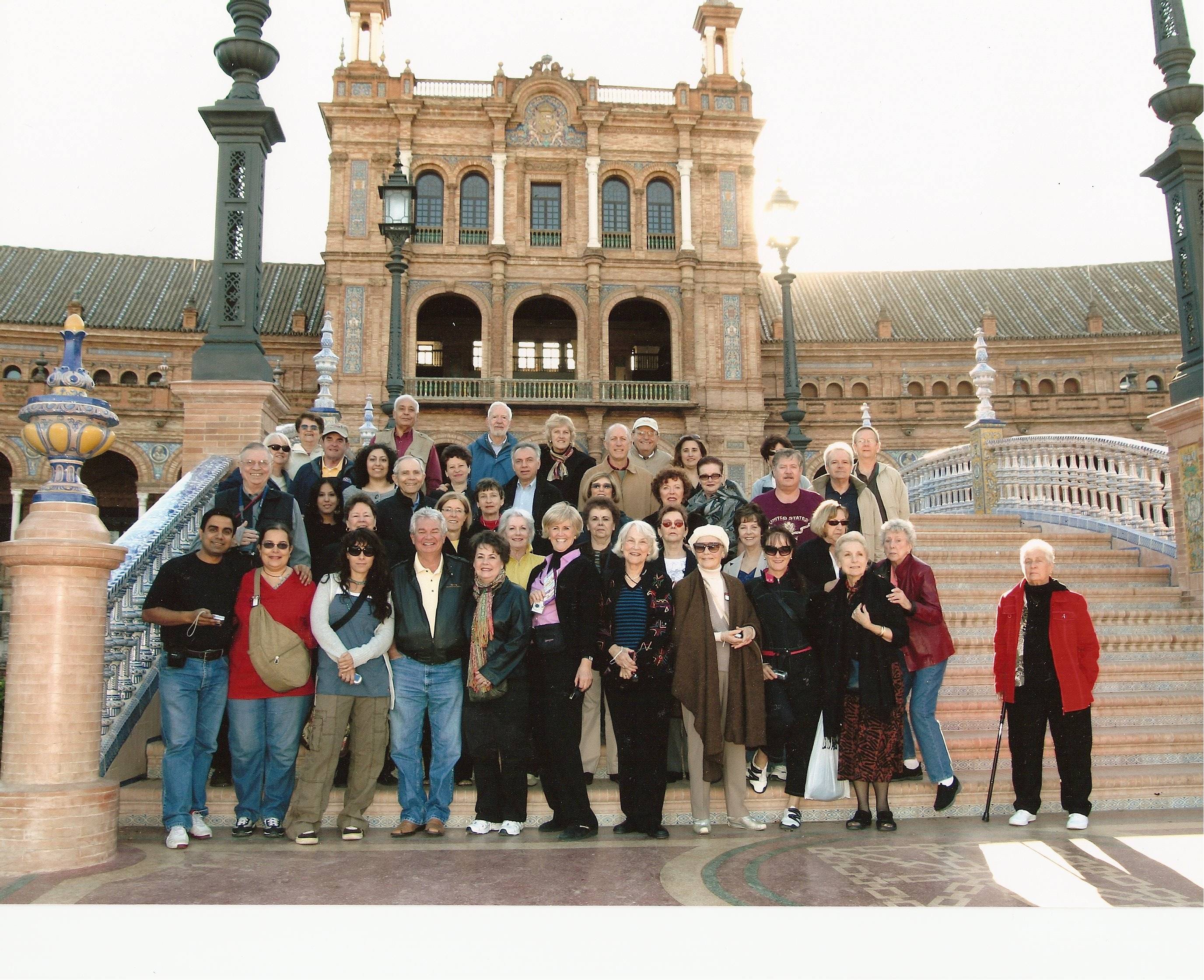 Here is our GLOBUS group of touring friends in Sevilla.